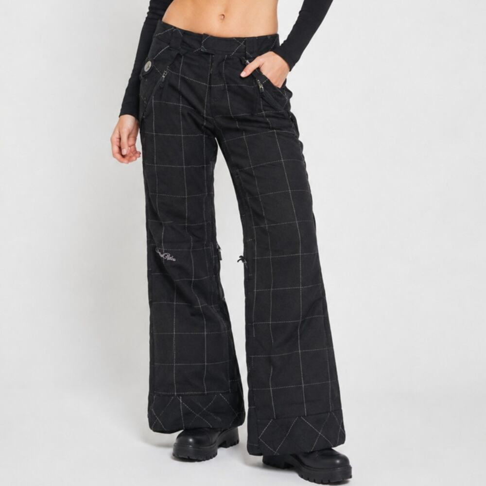BETTY RIDES Plaid Snowboard Ski Flare Leg Pants Y2K Style Snowpants Black White